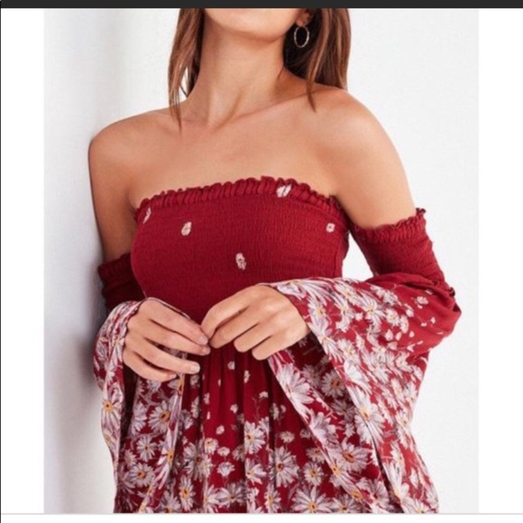 SALE New Ecote Elora Off the Shoulder Smocked Dress L - Picture 4 of 12